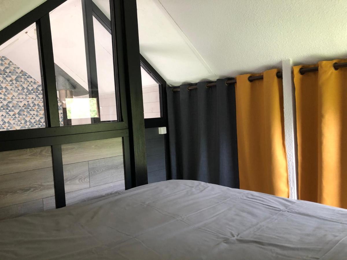 Cottage Chaleureux Dans Domaine Prive Signy-le-Petit Exterior foto